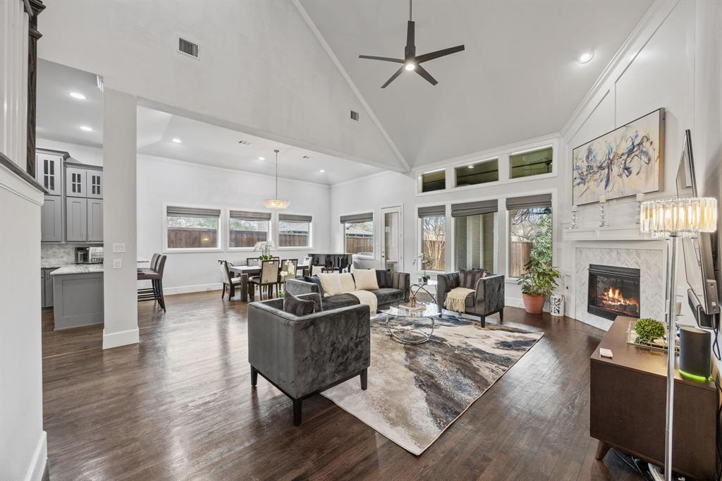 3932 Frontier Lane Dallas, TX 75214 - Photo 11 of 40