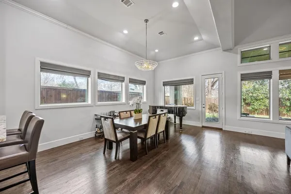 $1,995,000 | 3932 Frontier Lane, Dallas, TX 75214