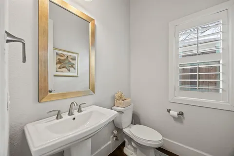 $2,095,000 | 3932 Frontier Lane, Dallas, TX 75214