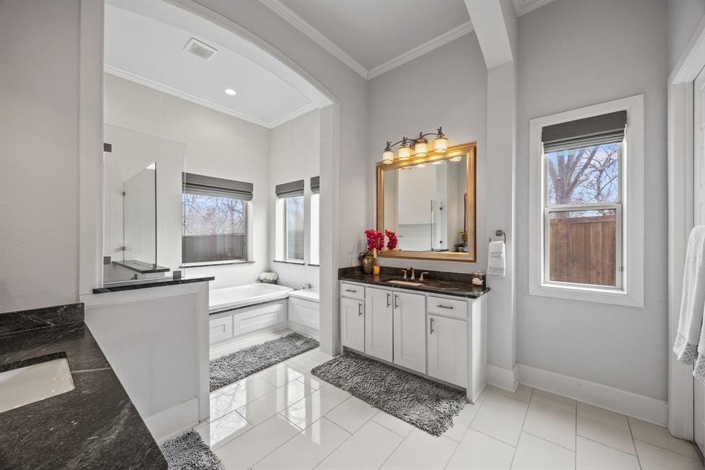 3932 Frontier Lane Dallas, TX 75214 - Photo 33 of 40