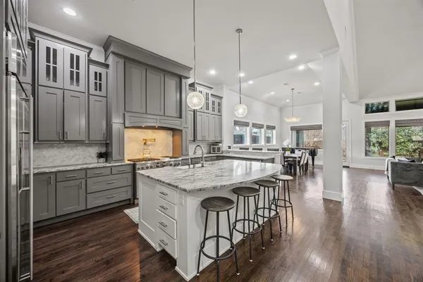 $1,995,000 | 3932 Frontier Lane, Dallas, TX 75214
