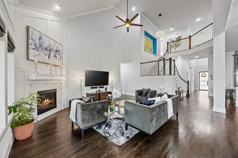 $2,095,000 | 3932 Frontier Lane, Dallas, TX 75214