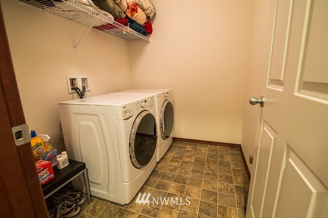 5205 Northeast 8th Place Renton, WA 98059 - Photo 11 of 25