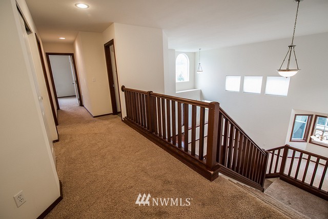 5205 Northeast 8th Place Renton, WA 98059 - Photo 13 of 25