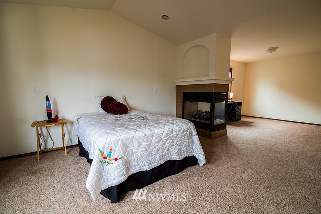 5205 Northeast 8th Place Renton, WA 98059 - Photo 15 of 25