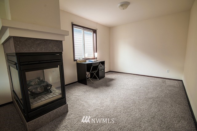 5205 Northeast 8th Place Renton, WA 98059 - Photo 17 of 25