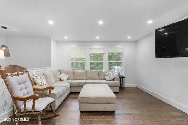 $3,600 | 741 Lakehurst Avenue, Jackson, NJ 08527