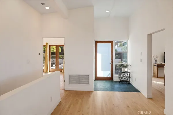 $9,800 | 409 C. Mayor, Redondo Beach, CA 90277