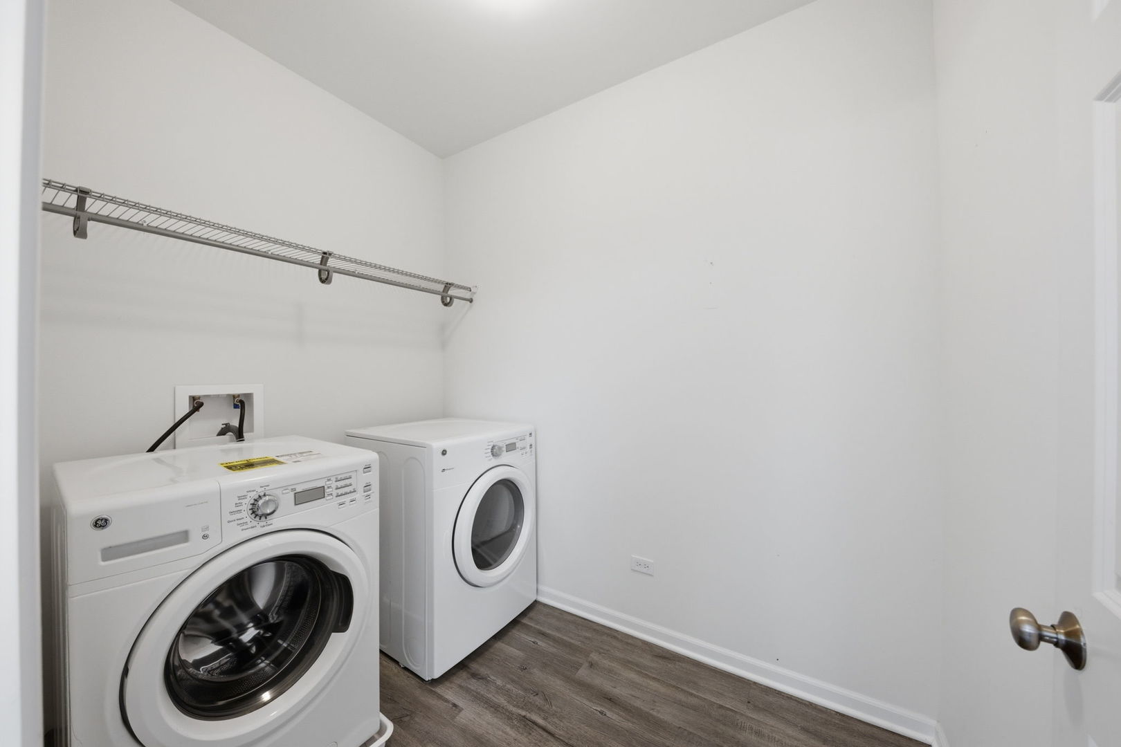 4158 Irving Road Aurora, IL 60504 - Photo 14 of 27 Gallery Image 14