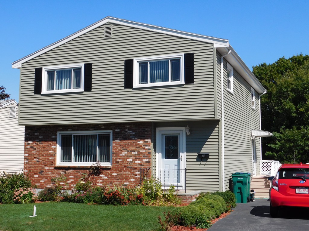 93 Edgemere Road Lynn, MA 01904 - Photo 1 of 27 Gallery Image 1