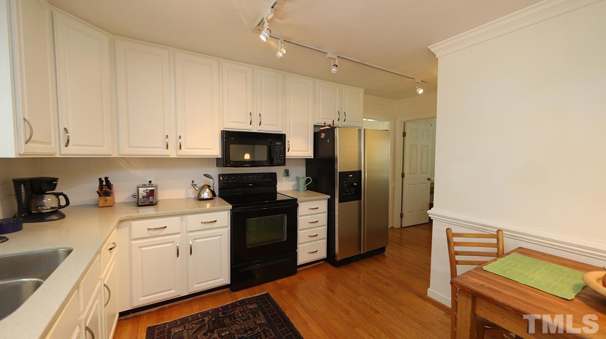 3332 Harden Road Raleigh, NC 27607 - Photo 7 of 20