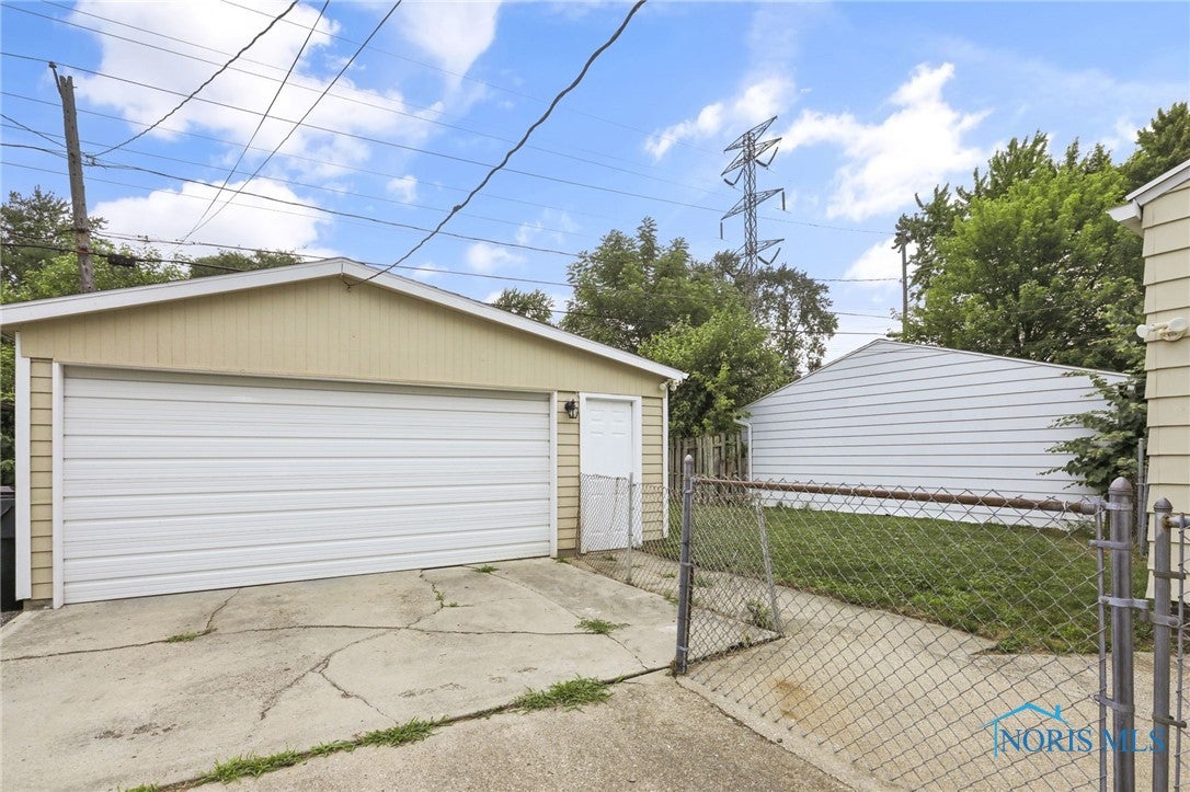 3779 Sherbrooke Road Toledo, OH 43613 - Photo 36 of 41 Gallery Image 36
