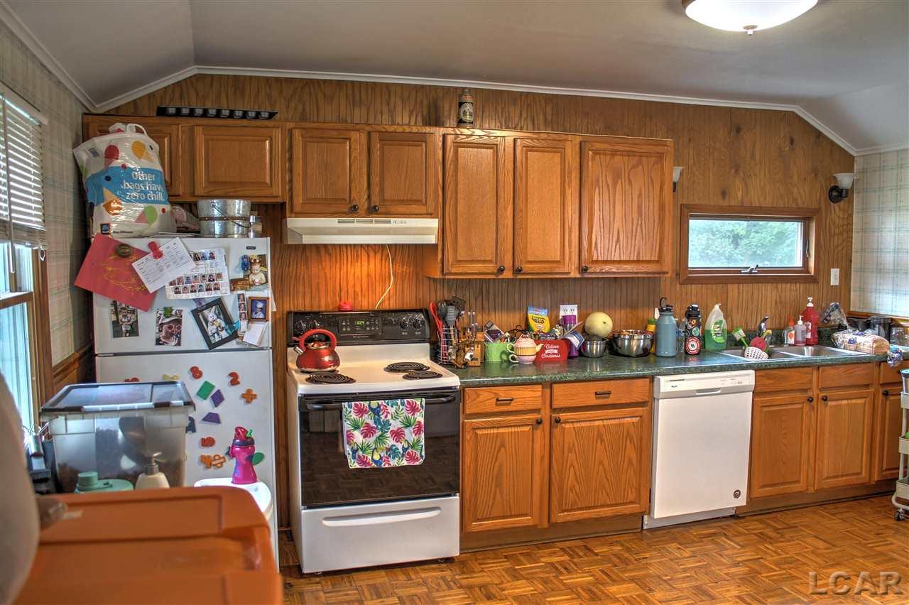 12960 North Adams Road Addison, MI 49220 - Photo 7 of 22 50081609-6.JPG