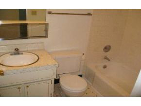 207 South Heritage Road Bloomington, IN 47408 - Photo 9 of 13 Gallery Image 9
