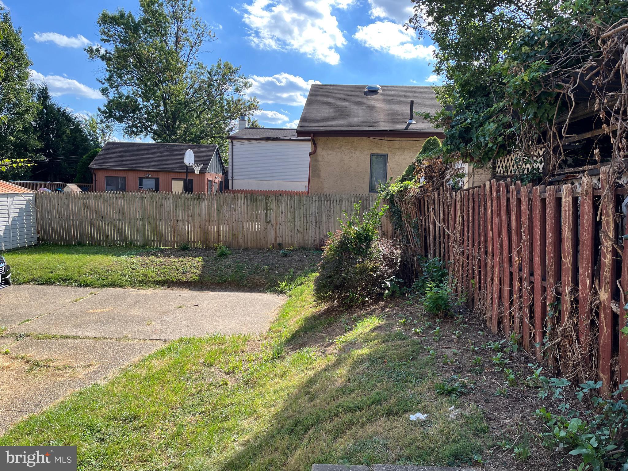 1304 Faunce Street Philadelphia, PA 19111 - Photo 31 of 37