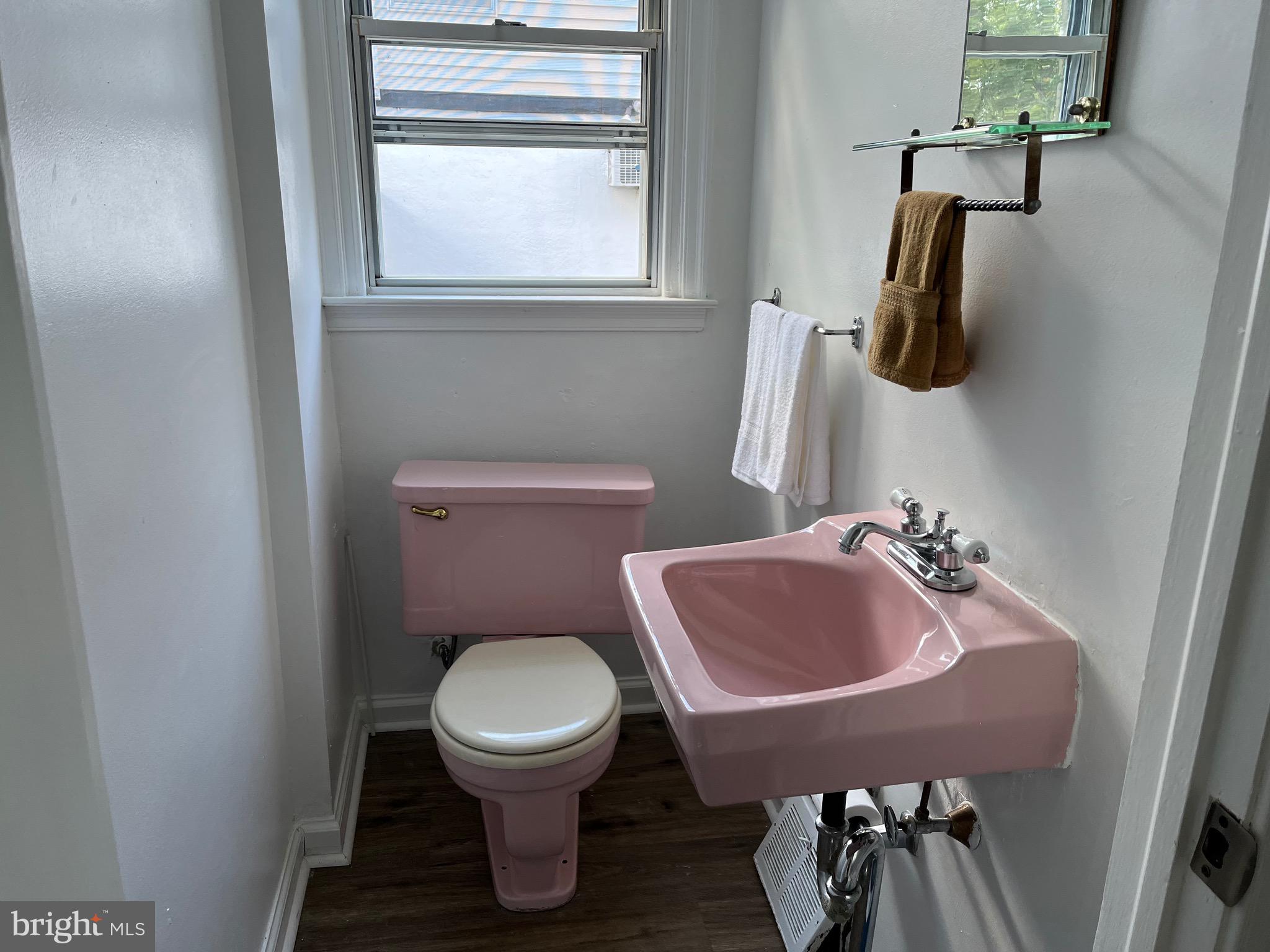 1304 Faunce Street Philadelphia, PA 19111 - Photo 10 of 37 Half bath