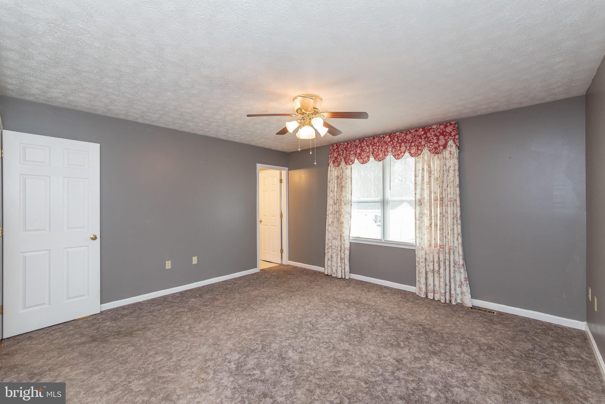 267 Skyline Drive Conowingo, MD 21918 - Photo 26 of 45 Bed Master