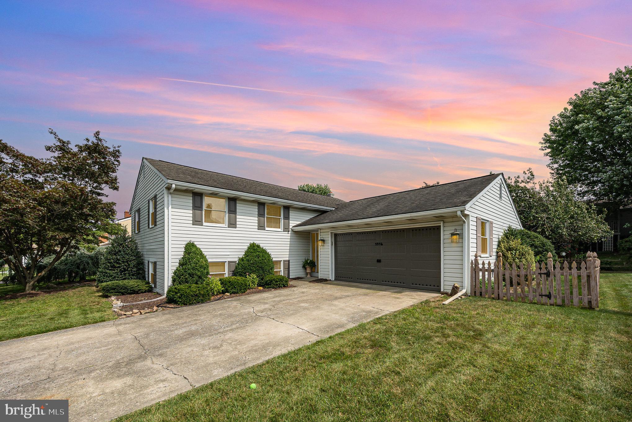 1016 Teakwood Lane Enola, PA 17025 - Photo 1 of 37