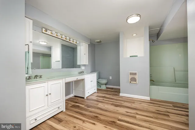 $384,900 | 1016 Teakwood Lane, Enola, PA 17025