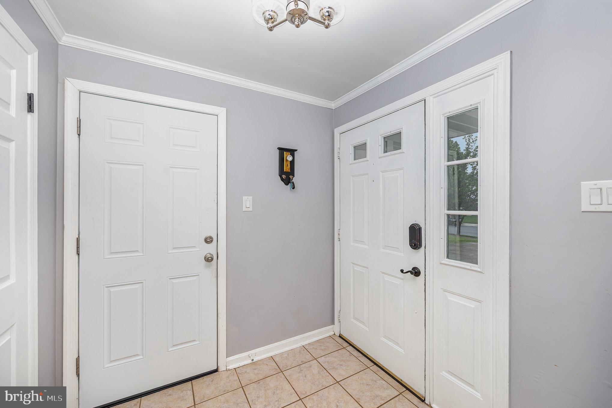 1016 Teakwood Lane Enola, PA 17025 - Photo 4 of 37 Front Foyer