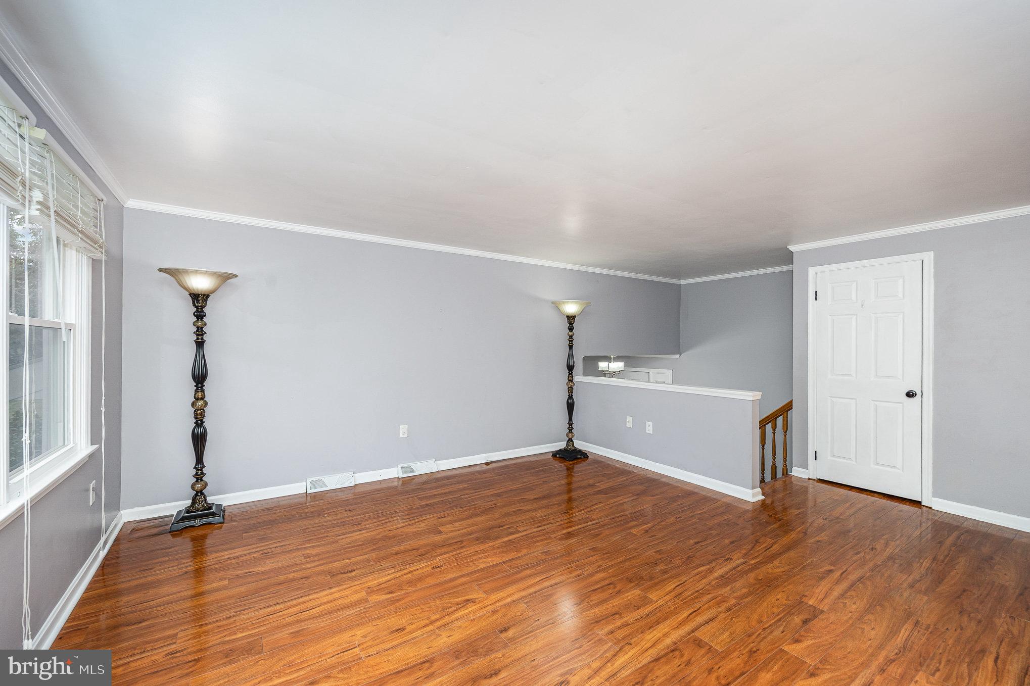 1016 Teakwood Lane Enola, PA 17025 - Photo 7 of 37 Living room