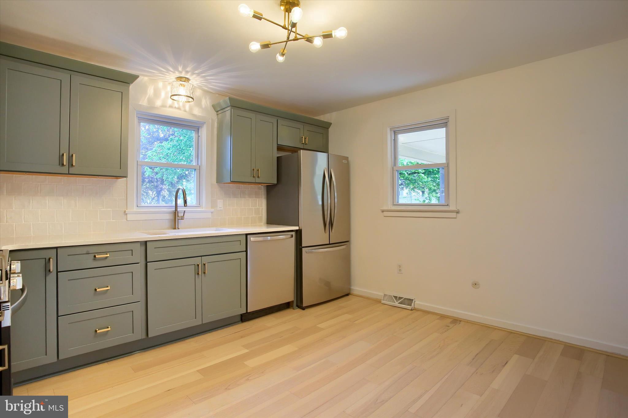 2400 Linglestown Road Harrisburg, PA 17110 - Photo 2 of 35