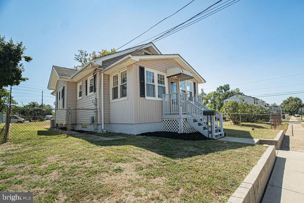 8306 Stow Road Pennsauken, NJ 08110 - Photo 1 of 26 Gallery Image 1