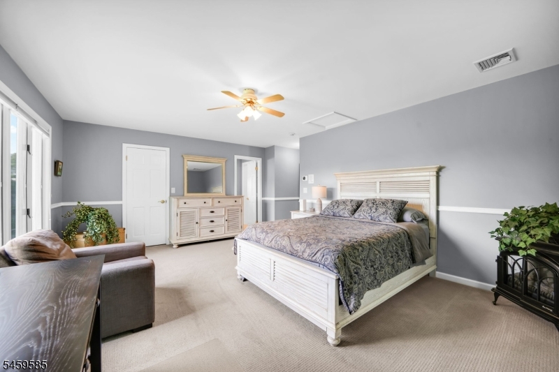 24 West Sunset Road Pequannock, NJ 07444 - Photo 20 of 47 Gallery Image 20