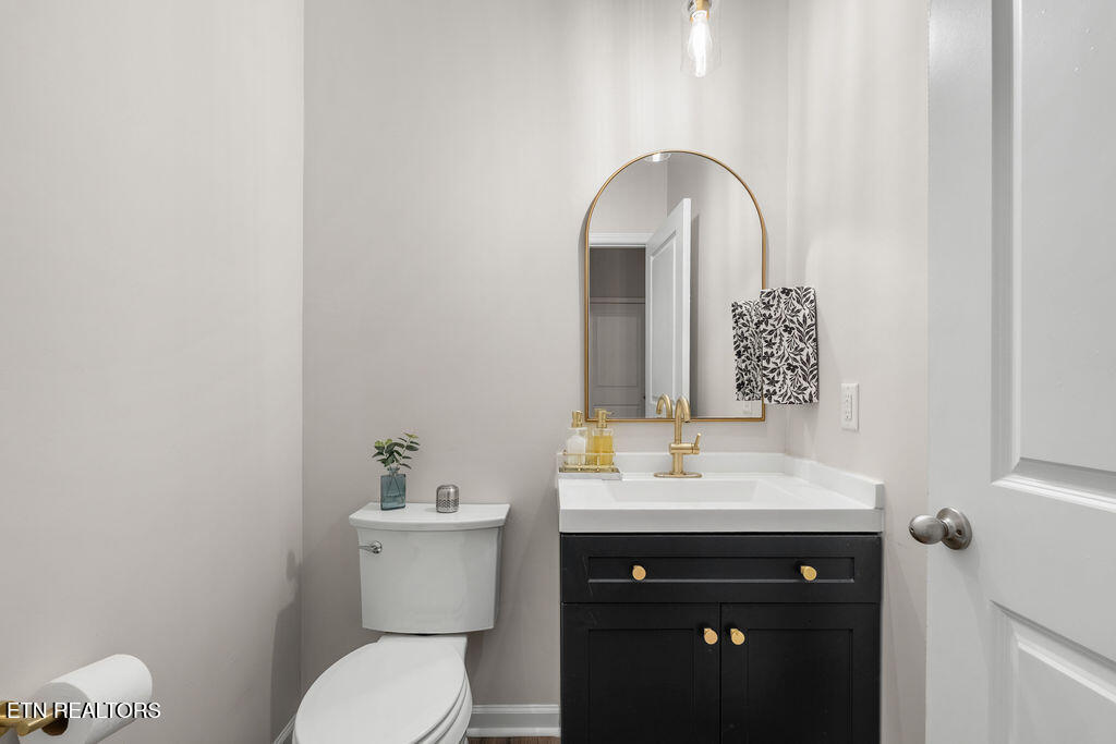 1210 Hampton Pl Circle Loudon, TN 37774 - Photo 15 of 39 Powder RM