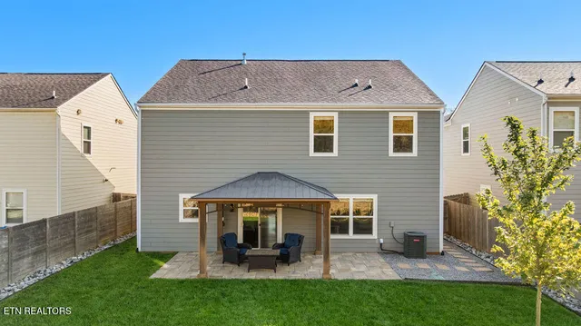 $449,000 | 1210 Hampton Pl Circle, Loudon, TN 37774