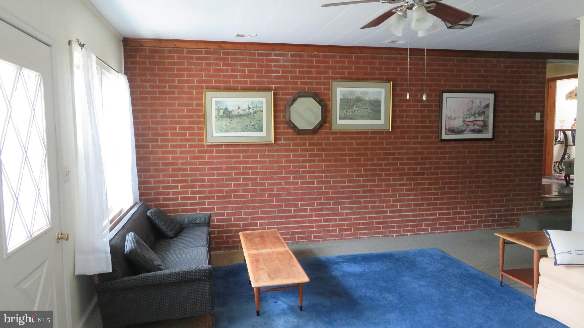 509 Fodderstack Road Huntly, VA 22640 - Photo 31 of 78 Family Room