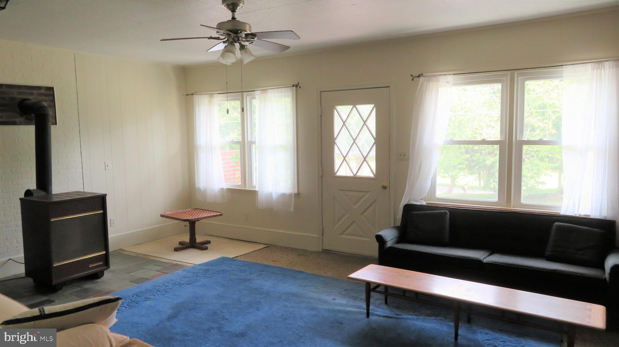 509 Fodderstack Road Huntly, VA 22640 - Photo 32 of 78 Family Room