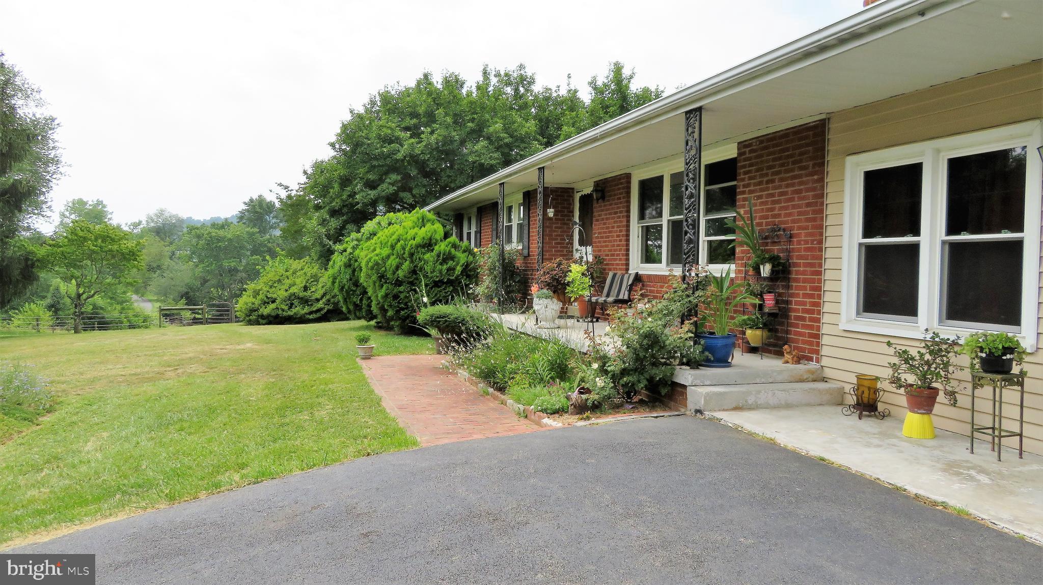 509 Fodderstack Road Huntly, VA 22640 - Photo 42 of 78 Front Entrance