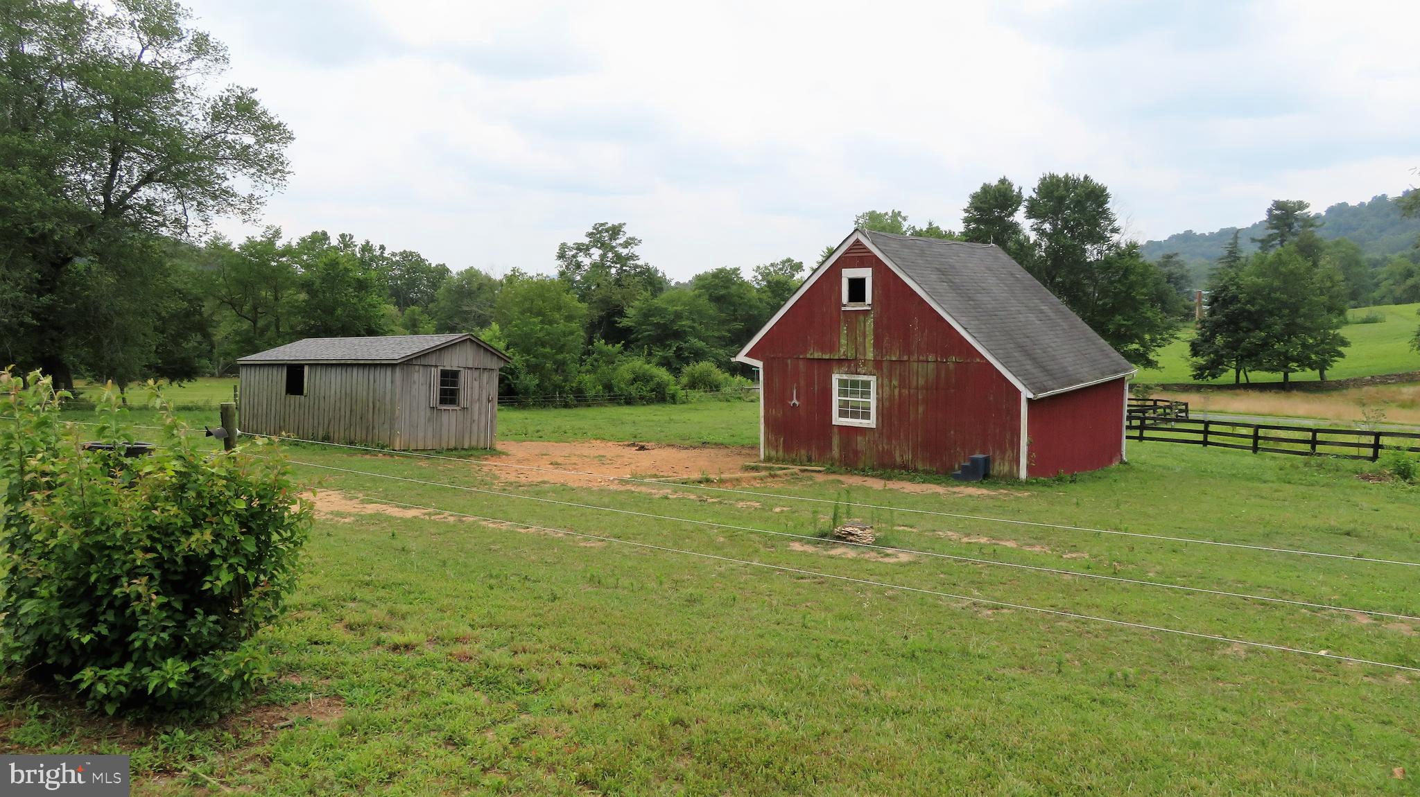 509 Fodderstack Road Huntly, VA 22640 - Photo 53 of 78 Barn and Lower Run-in Shed