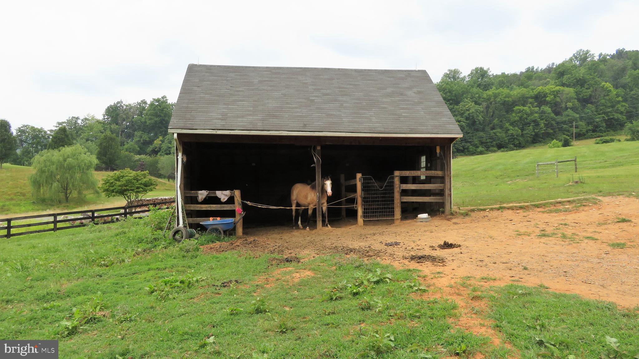 509 Fodderstack Road Huntly, VA 22640 - Photo 55 of 78 Open Sided Barn