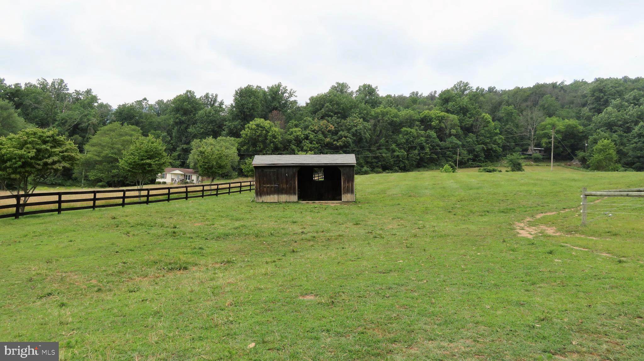 509 Fodderstack Road Huntly, VA 22640 - Photo 57 of 78 Upper Run-in Shed