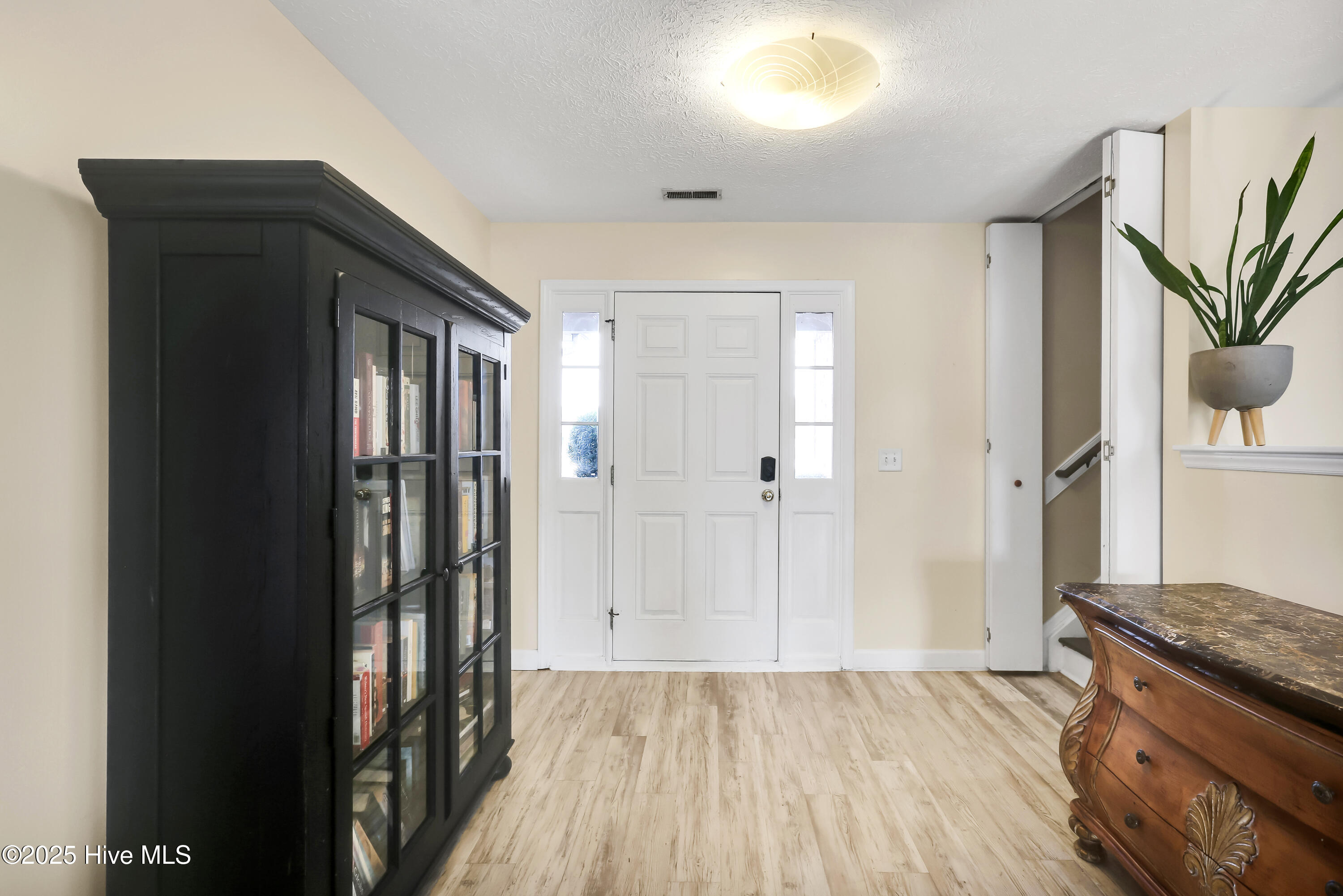 2712 White Road Wilmington, NC 28411 - Photo 4 of 35 2712WhiteRoad-4