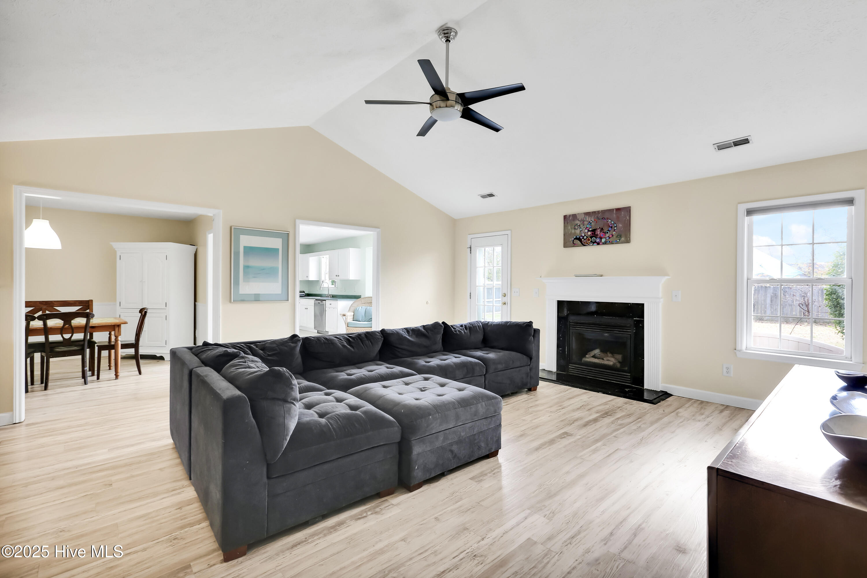 2712 White Road Wilmington, NC 28411 - Photo 7 of 35 2712WhiteRoad-7