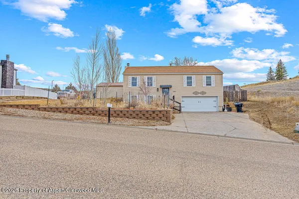 $415,000 | 1500 Lecuyer Drive, Craig, CO 81625