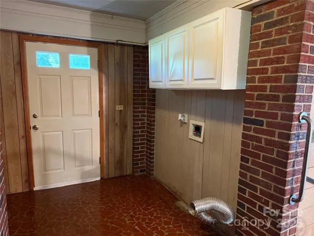 $349,999 | 3532 16th Street Northeast, Unit 1, Hickory, NC 28601