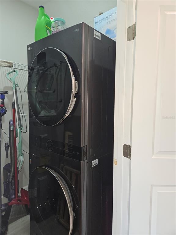 3633 Main Street Sanford, FL 32771 - Photo 14 of 17 a close up view of a washer and dryer