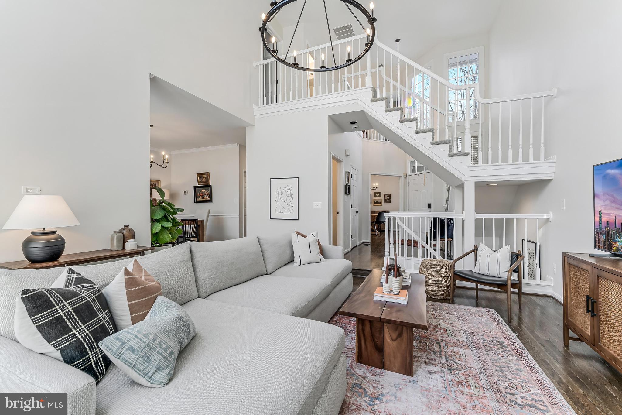 11426 Hollow Timber Court Reston, VA 20194 - Photo 8 of 41