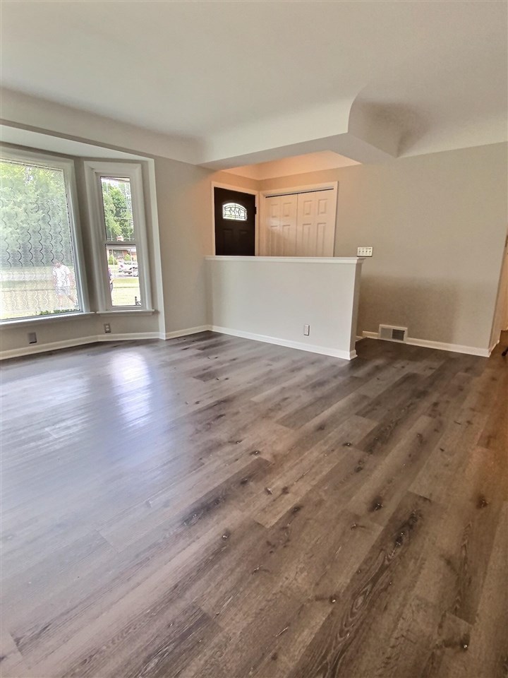 52045 Shelby Road Utica, MI 48316 - Photo 21 of 31 50080840-20.JPG