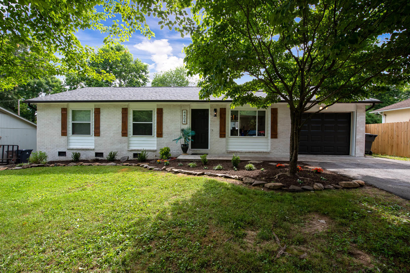 4404 Mascarene Road Knoxville, TN 37921 - Photo 2 of 29 Ma front