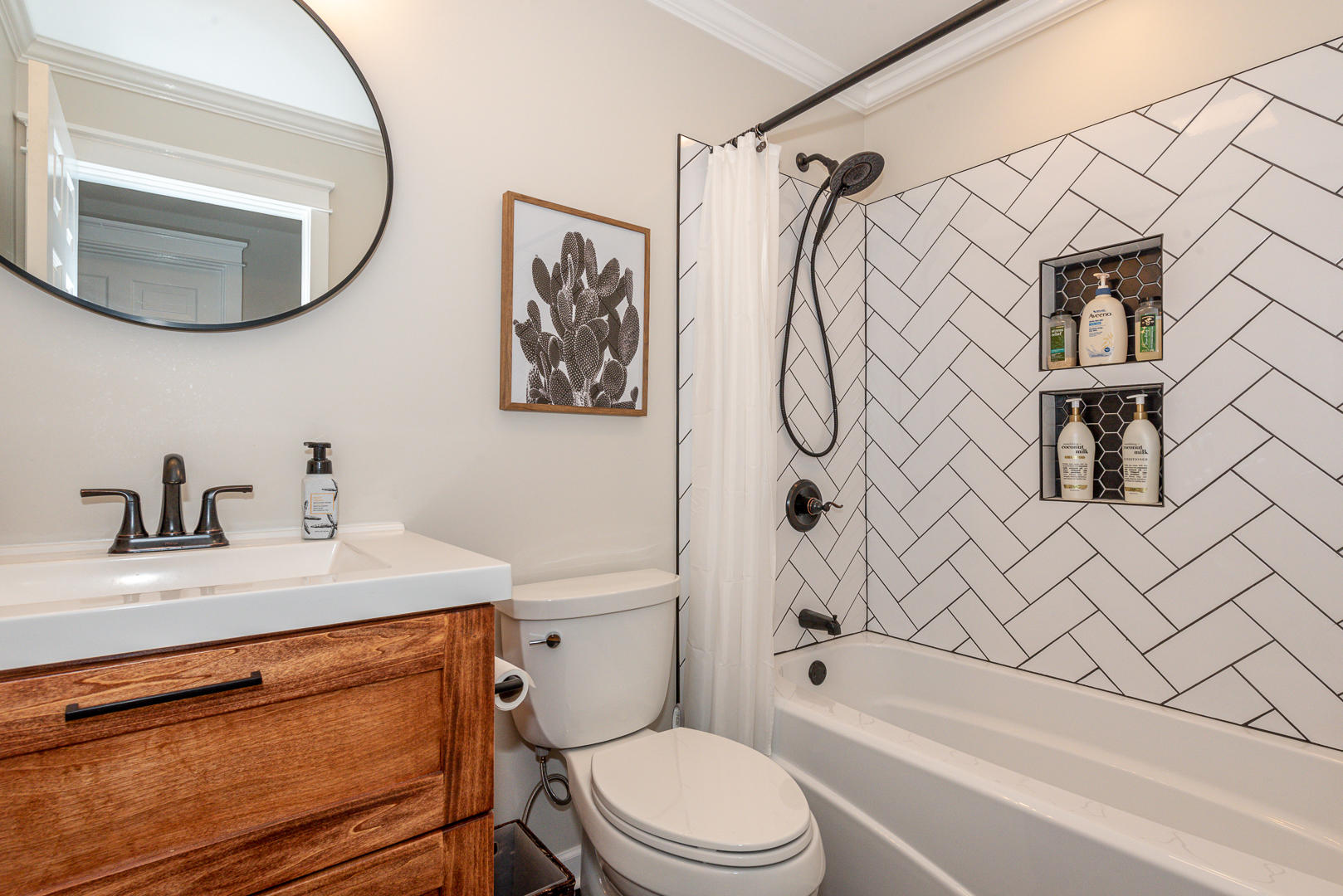 4404 Mascarene Road Knoxville, TN 37921 - Photo 21 of 29 Ma bath