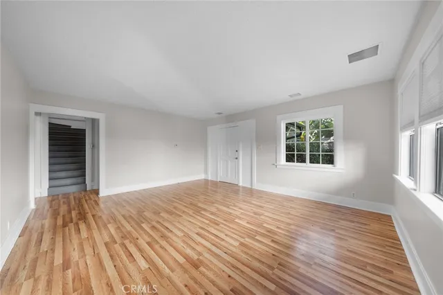 $4,000 | 1244 North Las Palmas Avenue, Los Angeles, CA 90038