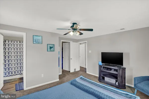 $205,000 | 200 Oak Leaf Circle, Unit 200L, Abingdon, MD 21009