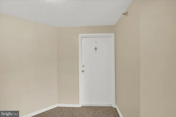 $205,000 | 200 Oak Leaf Circle, Unit 200L, Abingdon, MD 21009