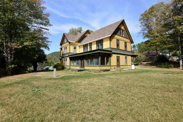 $530,000 | 28 Fairview Terrace, Royalton, VT 05068