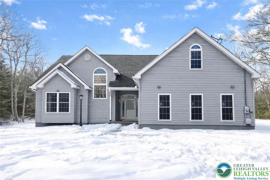 162 Oak Ridge Drive Milford, PA 18337 - Photo 1 of 37